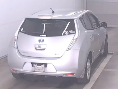 Nissan LEAF  с аукциона в Японии