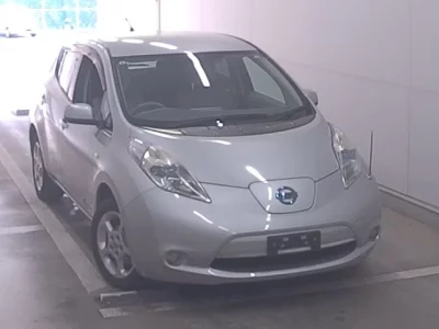 Nissan LEAF  с аукциона в Японии