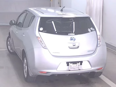 Nissan LEAF  с аукциона в Японии