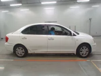 Toyota PREMIO лот № 30266 оценка R  с аукциона в Японии 2