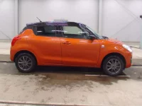 Suzuki SWIFT лот № 3225 оценка 4.5  с аукциона в Японии 2