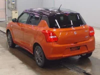 Suzuki SWIFT лот № 3225 оценка 4.5  с аукциона в Японии 5