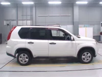 Nissan X-TRAIL лот № 30195 оценка 3.5  с аукциона в Японии 2