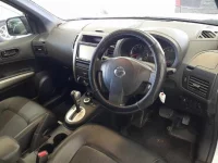 Nissan X-TRAIL лот № 30195 оценка 3.5  с аукциона в Японии 6