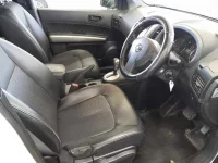 Nissan X-TRAIL лот № 30195 оценка 3.5  с аукциона в Японии 7