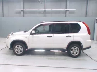 Nissan X-TRAIL лот № 30195 оценка 3.5  с аукциона в Японии 3
