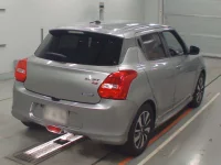 Suzuki SWIFT лот № 30268 оценка 3.5  с аукциона в Японии 1