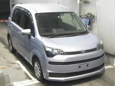 Toyota SPADE  с аукциона в Японии