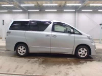 Toyota VELLFIRE лот № 3232 оценка 3.5  с аукциона в Японии 2