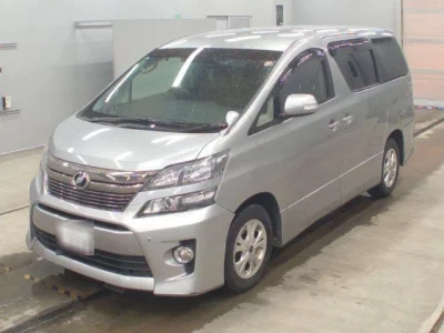 Toyota VELLFIRE  с аукциона в Японии
