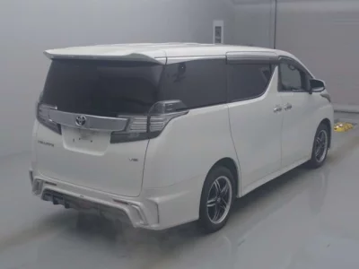 Toyota VELLFIRE  с аукциона в Японии