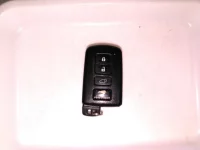 Toyota HARRIER лот № 2107 оценка R  с аукциона в Японии 9