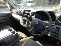 Nissan CARAVAN VAN лот № 30204 оценка 3.5  с аукциона в Японии 6