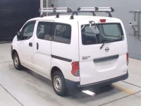 Nissan NV200 лот № 30203 оценка 4  с аукциона в Японии 5