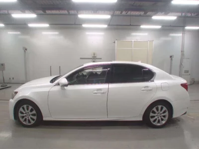 Lexus GS  с аукциона в Японии