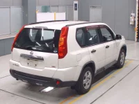 Nissan X-TRAIL лот № 30206 оценка 3.5  с аукциона в Японии 1