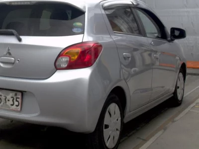 Mitsubishi MIRAGE  с аукциона в Японии