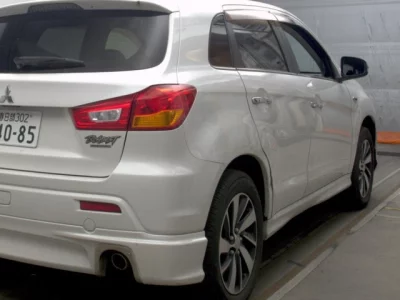 Mitsubishi RVR