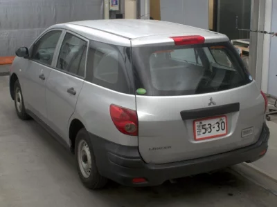 Mitsubishi LANCER VAN