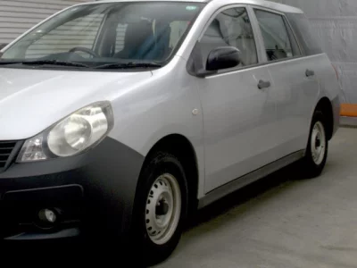 Mitsubishi LANCER VAN