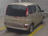 Toyota FUNCARGO лот № 147 оценка 3  с аукциона в Японии 1