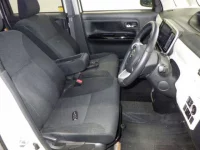 Daihatsu MOVE CANBUS лот № 4635 оценка 3.5  с аукциона в Японии 5