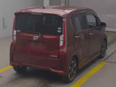 Daihatsu MOVE  с аукциона в Японии