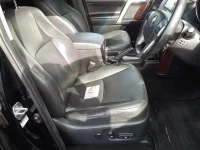 Toyota LAND CRUISER PRADO лот № 30226 оценка 4  с аукциона в Японии 7