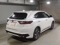 Toyota HARRIER лот № 696 оценка 4.5  с аукциона в Японии 1