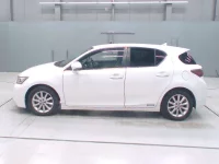 Lexus CT лот № 30230 оценка 3.5  с аукциона в Японии 3