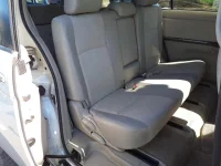 Toyota ISIS лот № 30234 оценка 3.5  с аукциона в Японии 9