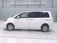 Toyota ISIS лот № 30234 оценка 3.5  с аукциона в Японии 3