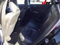 Volvo V60 лот № 2048 оценка 4  с аукциона в Японии 9