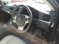 Lexus CT лот № 30236 оценка 4  с аукциона в Японии 6