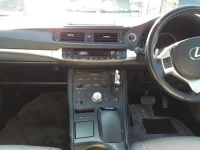 Lexus CT лот № 30236 оценка 4  с аукциона в Японии 8