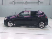 Lexus CT лот № 30236 оценка 4  с аукциона в Японии 3