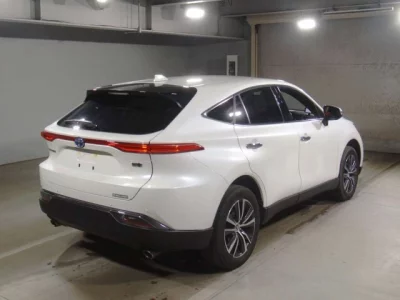 Toyota HARRIER  с аукциона в Японии
