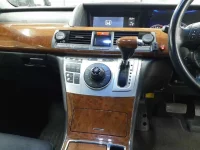 Honda ELYSION лот № 30314 оценка 3.5  с аукциона в Японии 8