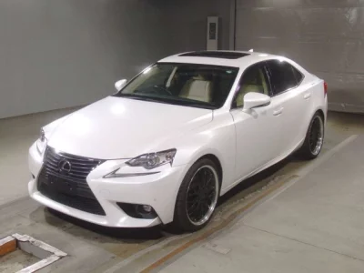 Lexus IS  с аукциона в Японии