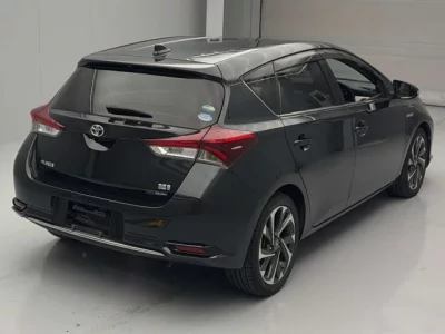 Toyota AURIS  с аукциона в Японии