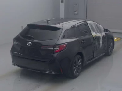 Toyota COROLLA TOURING  с аукциона в Японии