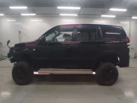 Toyota LAND CRUISER PRADO лот № 30319 оценка 3  с аукциона в Японии 3