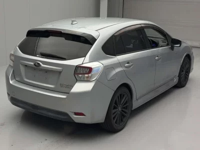 Subaru IMPREZA  с аукциона в Японии