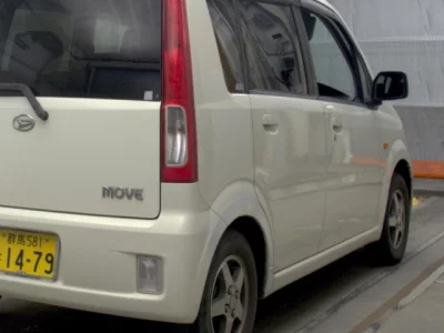 Daihatsu MOVE  с аукциона в Японии