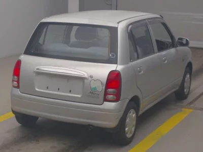 Daihatsu MIRA  с аукциона в Японии
