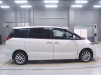 Toyota ESTIMA лот № 30251 оценка 4.5  с аукциона в Японии 2