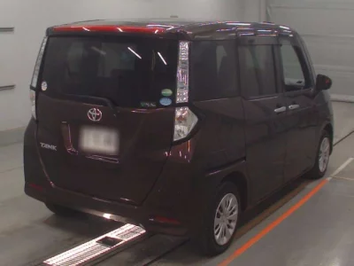 Toyota TANK