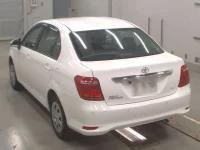 Toyota COROLLA AXIO лот № 30327 оценка R  с аукциона в Японии 5