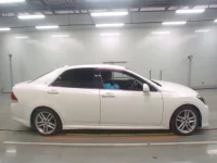 Toyota CROWN лот № 30330 оценка 3.5  с аукциона в Японии 2