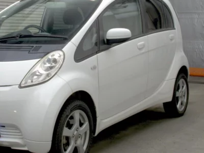 Mitsubishi I-MIEV  с аукциона в Японии